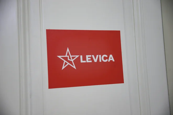Levica, ki je na volitvah aprila 2022 dobila pet poslanskih mandatov in je najmanjša stranka vladne koalicije, ima po novem štiri poslanke in poslance. FOTO: Jože Suhadolnik/Delo